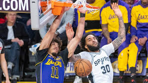 埃梅里的回 埃梅里的回